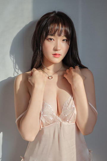 99久久热精品视频8