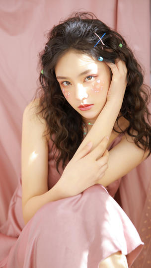 粉嫩少女自拍视频