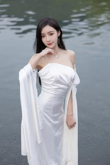 偷拍亚洲日韩欧美自拍(欧美亚和日期自拍)